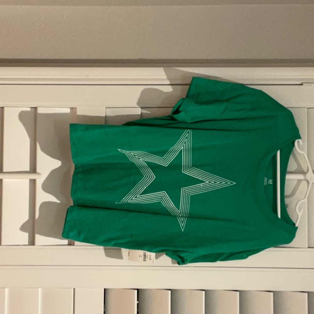 Green star t shrit